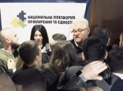 Під час презентації Національної платформи примирення побили Сивохо (Відео)
