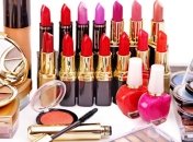 Косметика может нанести непоправимый вред здоровью женщины