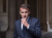 Эммануэль Макрон может получить дома скандал от Брижит