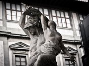 Родина эпохи Возрождения (Фото)