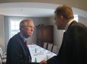 Американские сенаторы обещают Загороднюку поддержку в борьбе против РФ