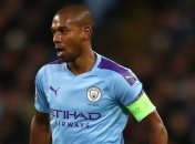 34-летний Фернандиньо продлил контракт с Ман Сити