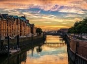 Магия: лучшие моменты дня и ночи городов мира на одном снимке (Фото)