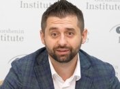 "Неожиданно": Арахамия прокомментировал идею "Голоса" о выходе из Минских соглашений