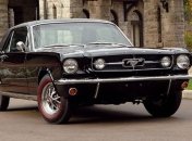 Уникальный Ford Mustang нашли заброшенным в одном из дворов