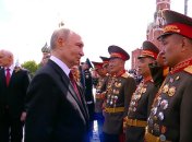 Путин поздравил иностранных военных
