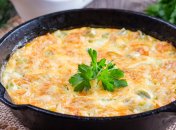 Такой омлет очень просто приготовить