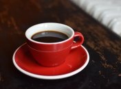 Отмыть чашку поможет обычный уксус