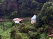 В Дамир баба теке запечатлели необычную достопримечательность.