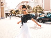 Спідниці максі - в тренді навесні 2023 року