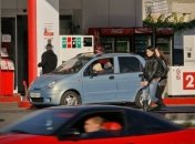 Автоимпортеры: новые автомобили нечем будет заправлять