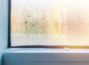 Конденсат на вікнах утворюється з різних причин