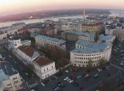 В Киеве вооруженный мужчина напал на человека