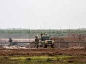 Боевой вертолет Израиля нанес удар по посту ХАМАС в Газе