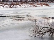 В Житомирской области двое детей провалились под лед 