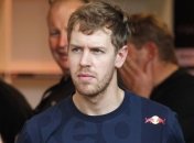 Формула-1. Себастьян Феттель извинился перед персоналом