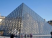 Лувр восстановит работу уже 6 июля