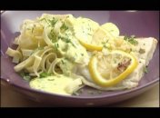 Филе трески с лимоном и чесноком