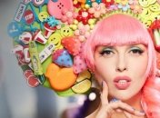 Сногсшибательная Оля Полякова красуется в откровенном наряде