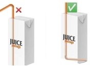 Трубочку в сок можно вставлять по-разному