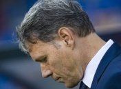 У Ван Бастена проблемы с сердцем - он покинул пост главного тренера