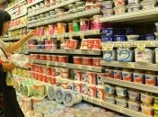 Азаров: Кабмин не допустит повышения цен на продукты питания