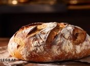 Лучше резать хлеб ножом