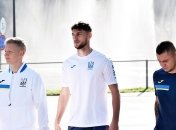 Сборная Украины на прогулке