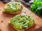 Намазка з авокадо та фетою