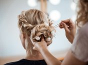 Новая прическа в неудачное время может неприятно удивить