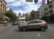 Так в Киеве водитель припарковал свое авто