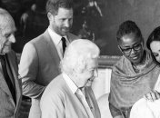 СМИ: раскрыты имена крестных сына принца Гарри и Меган Маркл