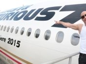 В честь фильма "Форсаж 7" назвали Боинг класса люкс (Фото, Видео)