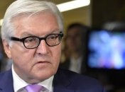 Штайнмайер считает ошибкой закрытие для беженцев "балканского пути" 