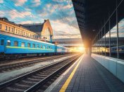 Розклад змінюється, квитків немає, а альтернативи — тільки з пересадками