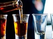 Сколько водки украинцы выпили за год: данные Госстата