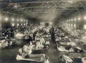 Американские военные, больные "испанкой" в Форт-Райле (штат Канзас, США). Фото — после января 1918 года