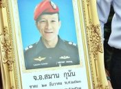 Спасенные из пещеры в Таиланде дети почтили погибшего дайвера