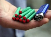 Петарда едва не лишила 25-летнего мужчину глаза