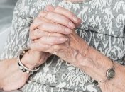 Старость не за горами: привычки, которые выдают женскую зрелость