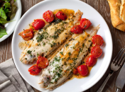 Рыбка получается очень ароматной и сочной