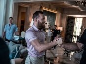 Макгрегор зовет Ломаченко в ММА