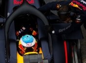 Формула-1. Риккардо - лучший по результатом первого дня тестов в Барселоне