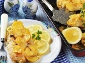 Рецепт дня: запеченная рыба с овощами