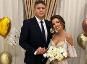 Настя "из Уханя" и глава Госмиграционной службы поженились: фото свадьбы
