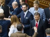 В парламенте произошла стычка между депутатами