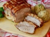 Запечена у фользі свиняча рулька — ідеально замість ковбаси