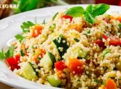 Кус-кус может стать вашим любимым блюдом (изображение создано с помощью ИИ)