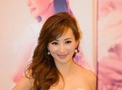 Молодость ей к лицу: снимки женщины, которая "не стареет" (Фото)