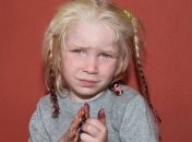 Мировая общественность ищет родителей белокурой девочки Марии 